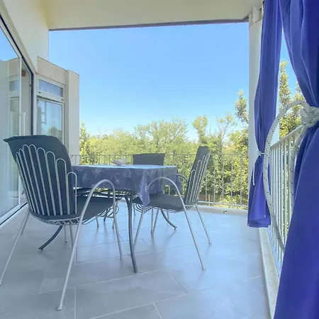 Romina Apartment *